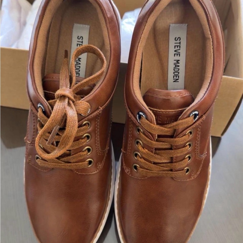 Brown Leather Men's Shoes - Picture 2 of 6